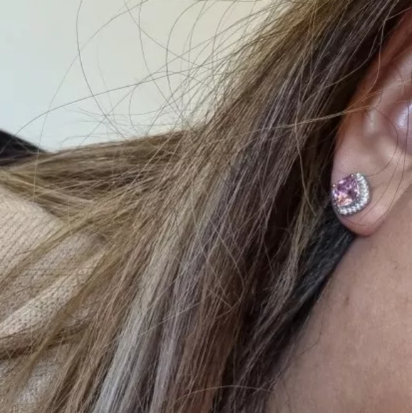 New Silver Square Zirconia Earrings - Picture 3 of 3